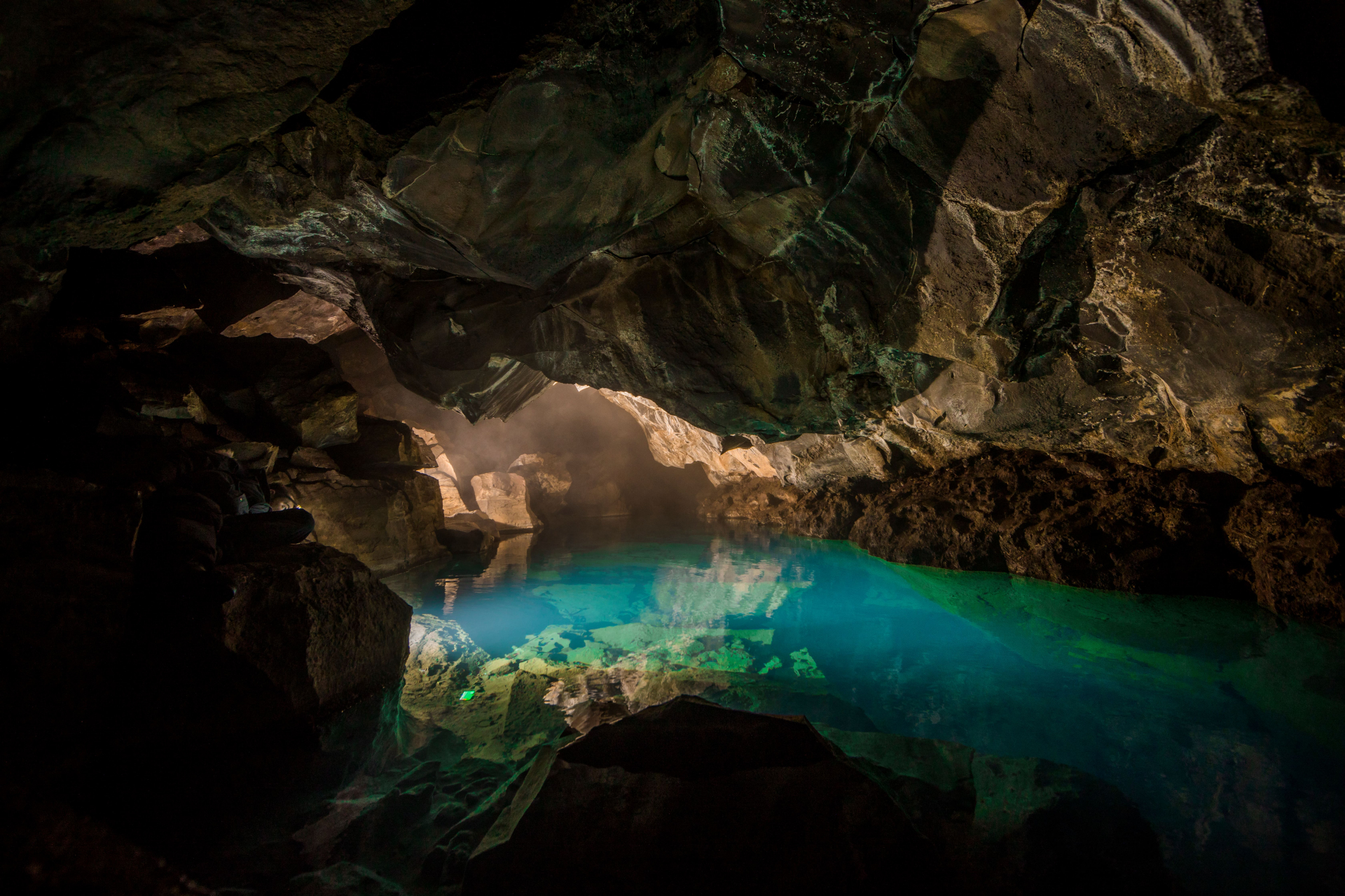 grottes lac bayano